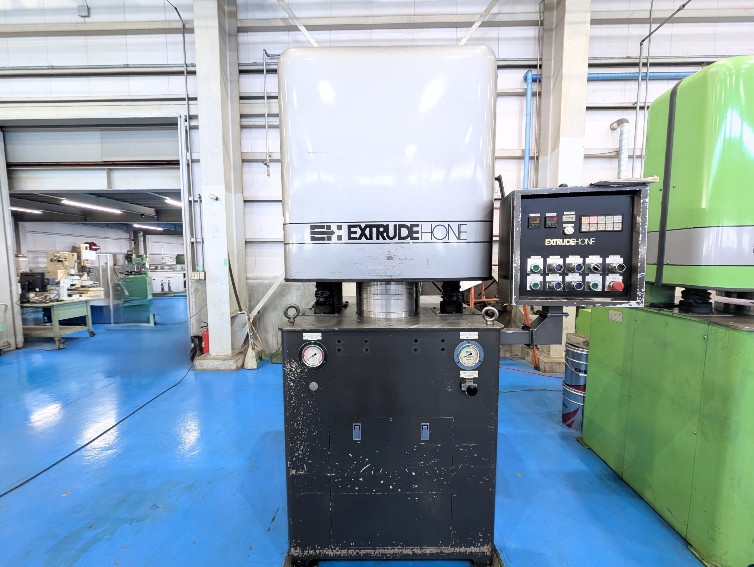 砥粒流動研磨機　エクスツールドホーン　Vector 8/6の画像