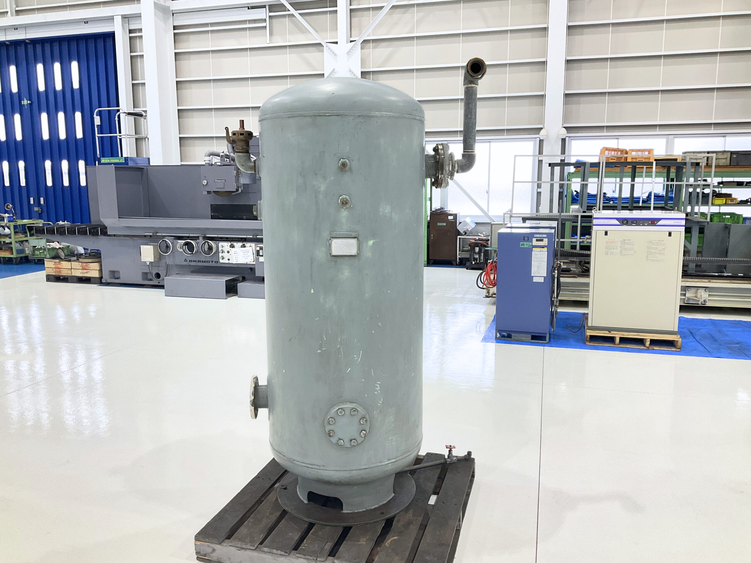 エアータンク　日立　770ℓの画像